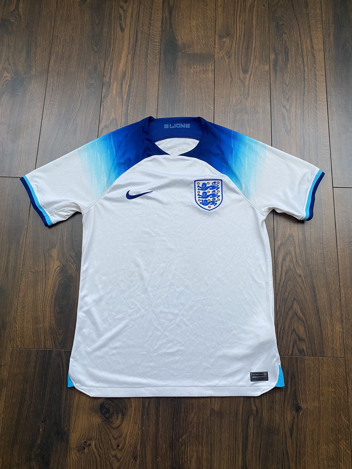 Nike Nike England team soccer jersey y2k Size US M / EU 48-50 / 2 - 2 Thumbnail