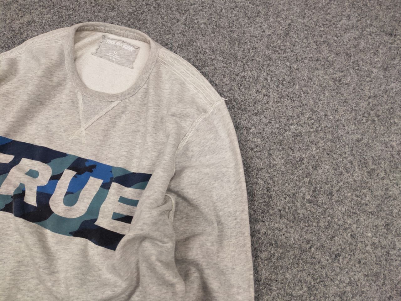 True Religion Vintage True Religion Logo Fleece Crew Chek Sweatshirt Size US XL / EU 56 / 4 - 5 Thumbnail