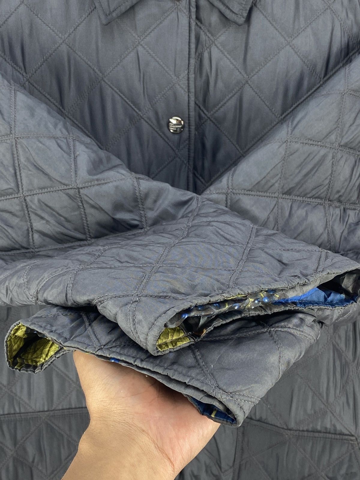 Salvatore Ferragamo Salvatore Ferragamo Quilted Nylon Snap Button Jacket Size US S / EU 44-46 / 1 - 11 Thumbnail