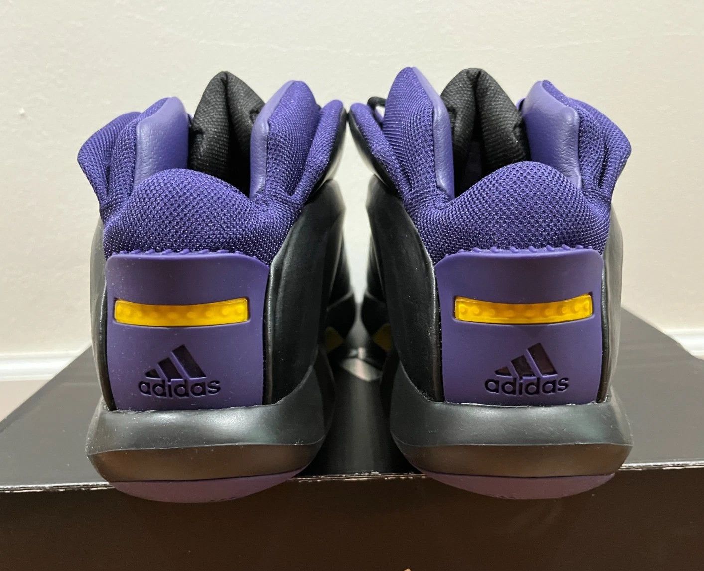 Adidas Crazy 1 Lakers PE Retro Size US 10 / EU 43 - 7 Thumbnail