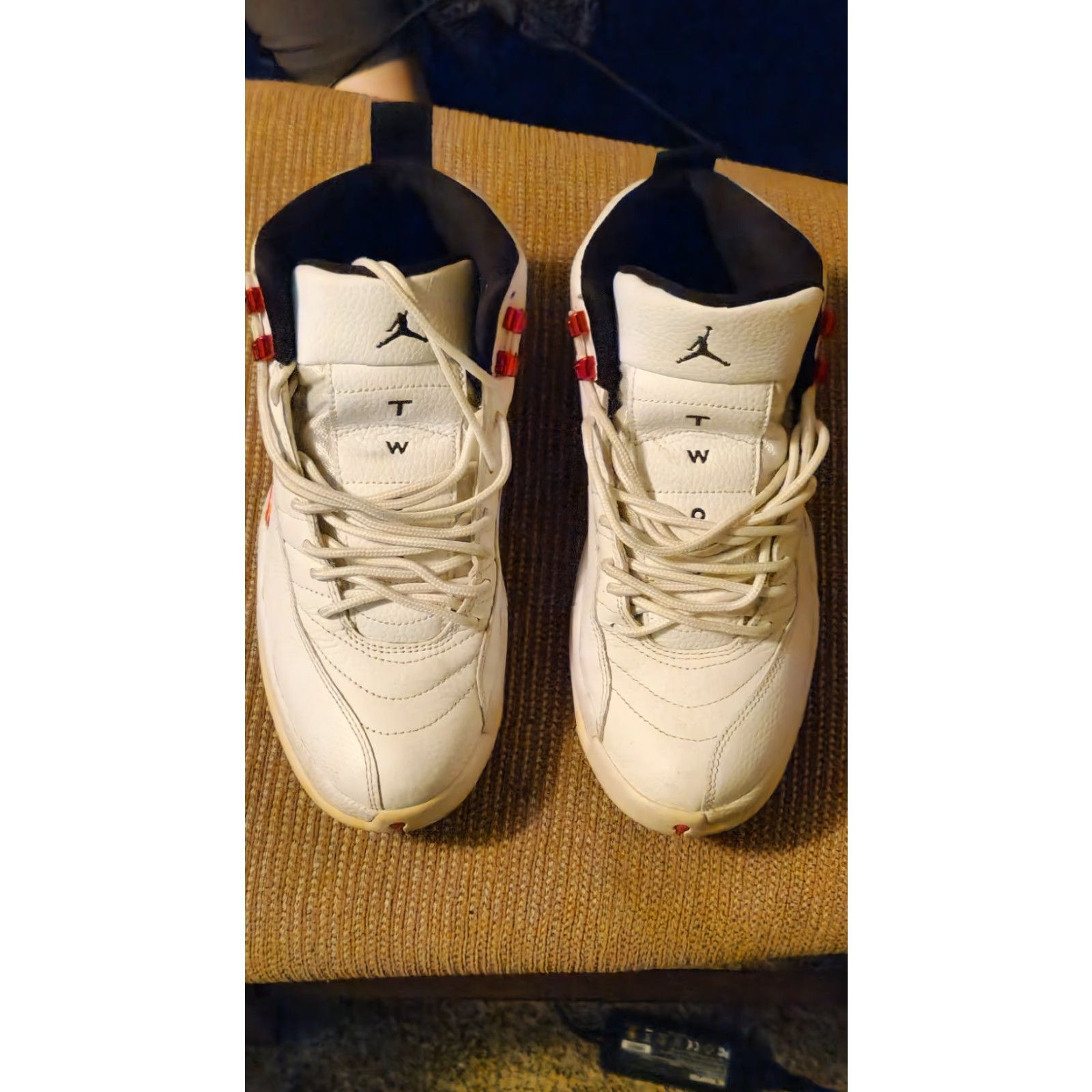 Jordan Brand Air Jordan 12 Retro Twist Sneakers Men's 8.5 White Leather Athletic CT8013-106 Size US 9 / EU 42 - 3 Thumbnail