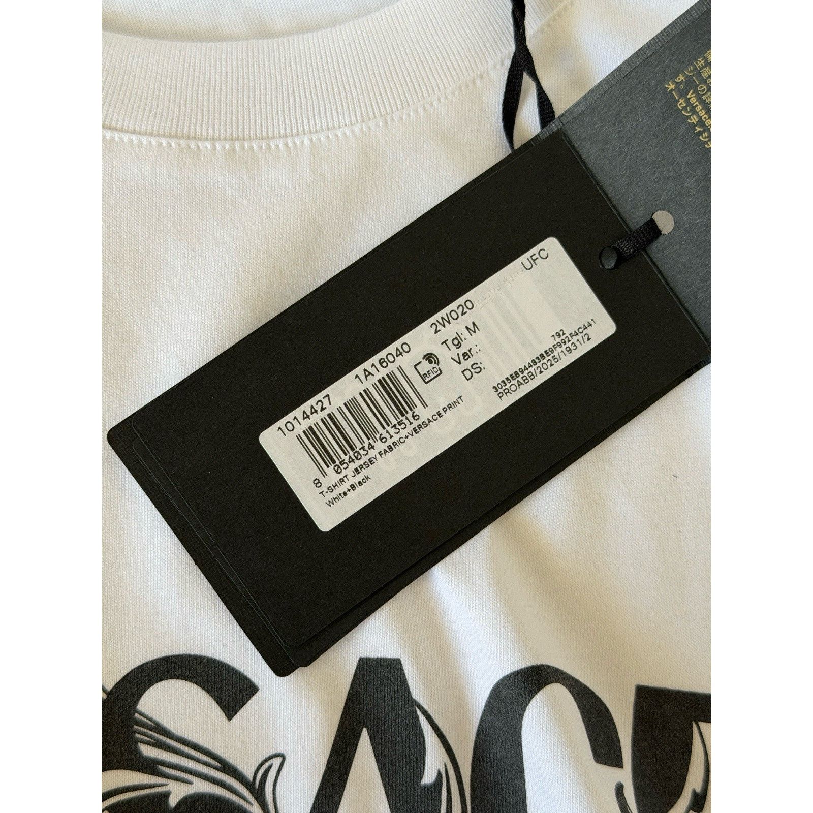 Versace Versace Print Cotton Jersey T-Shirt White/Black M 1014427 Size US M / EU 48-50 / 2 - 12 Thumbnail