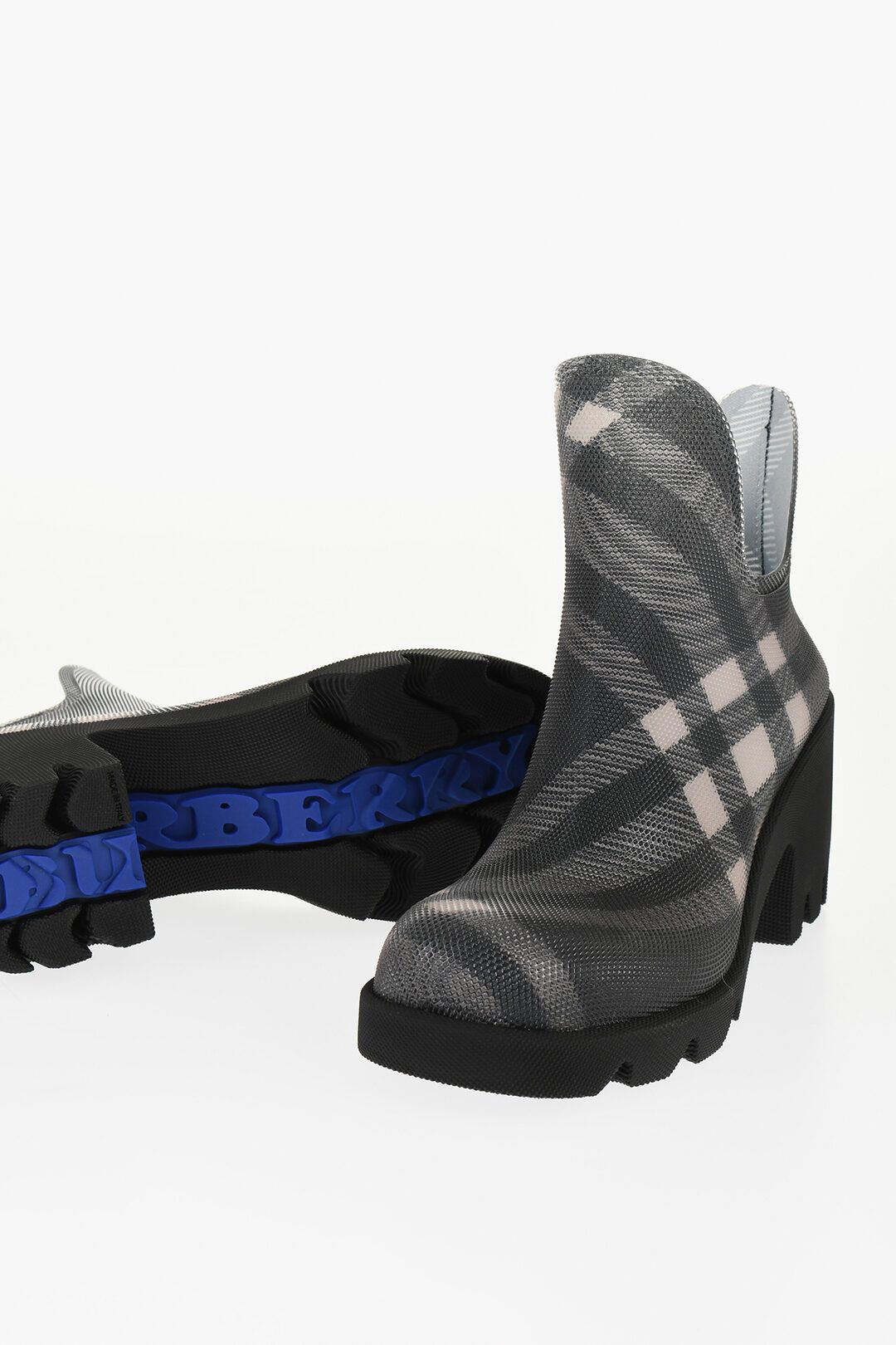 Burberry og1mm1225 Tartan Patterned Rubber Booties in Black/Grey Size US 10 / IT 40 - 2 Thumbnail