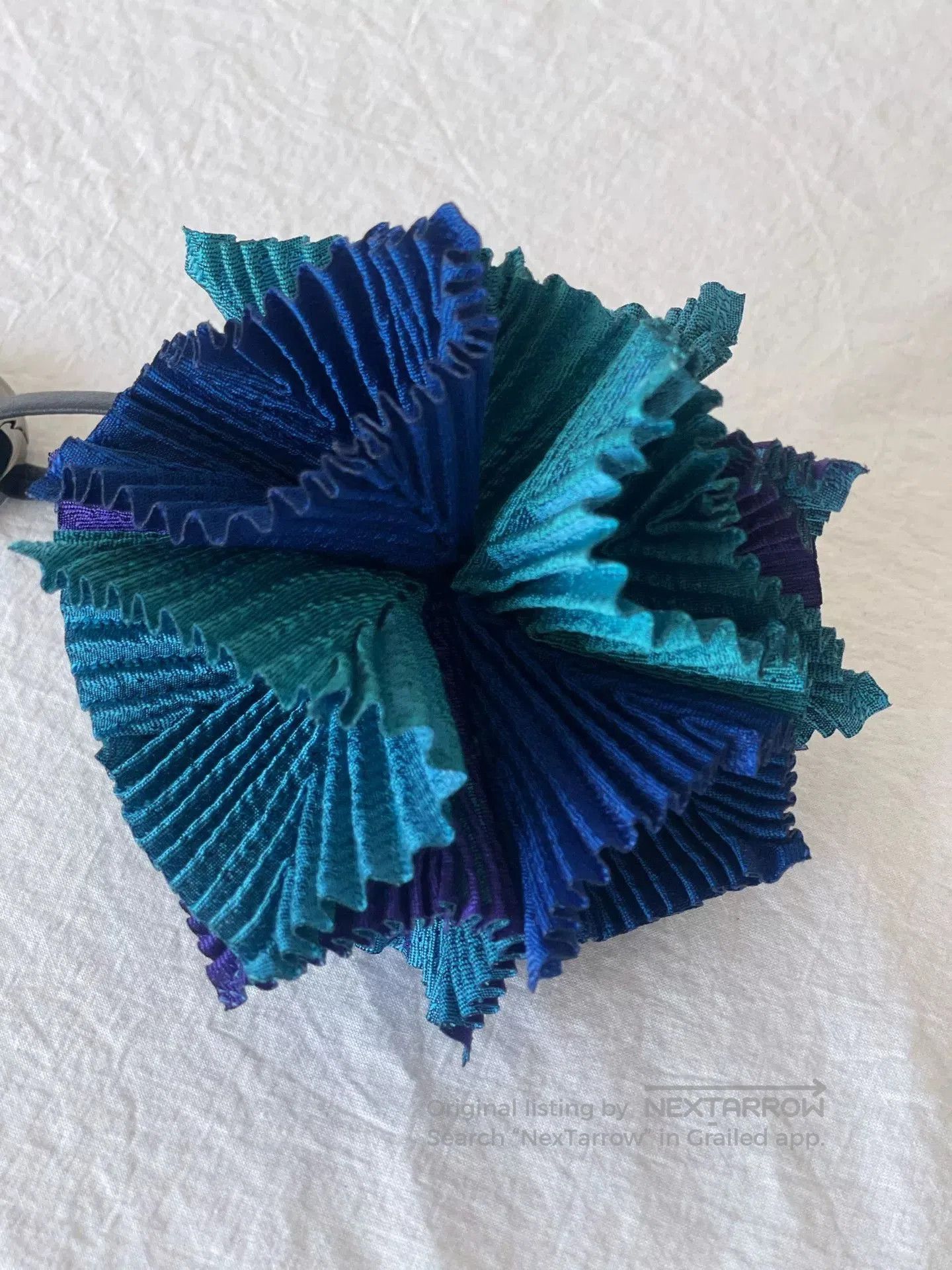Issey Miyake Issey Miyake Pleated Keychain Bag Charm. Size ONE SIZE - 4 Thumbnail