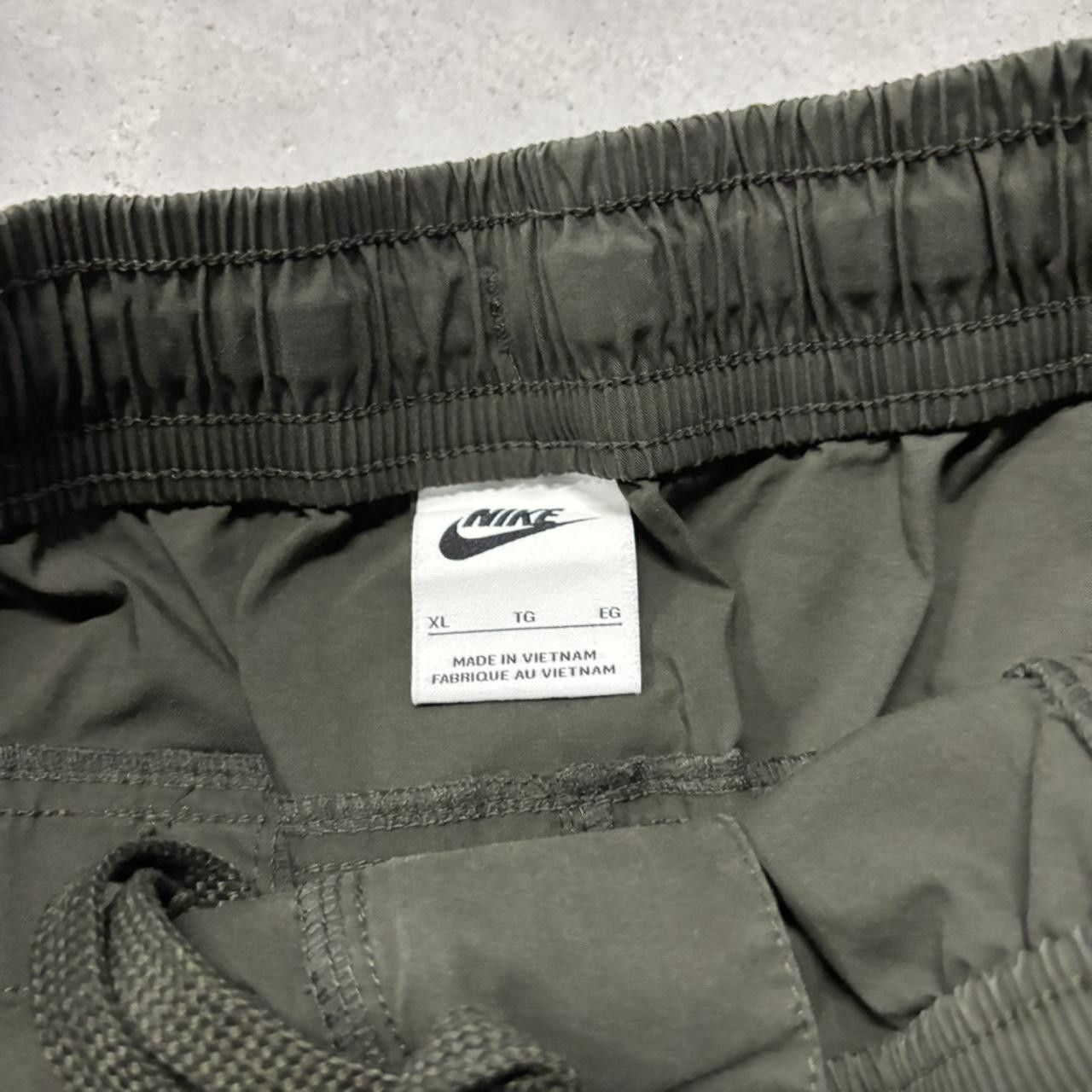 Nike × Vintage Crazy Vintage Y2K/2000s Olive Green Nike Streetwear Casual Shorts! Size US 32 / EU 48 - 7 Thumbnail