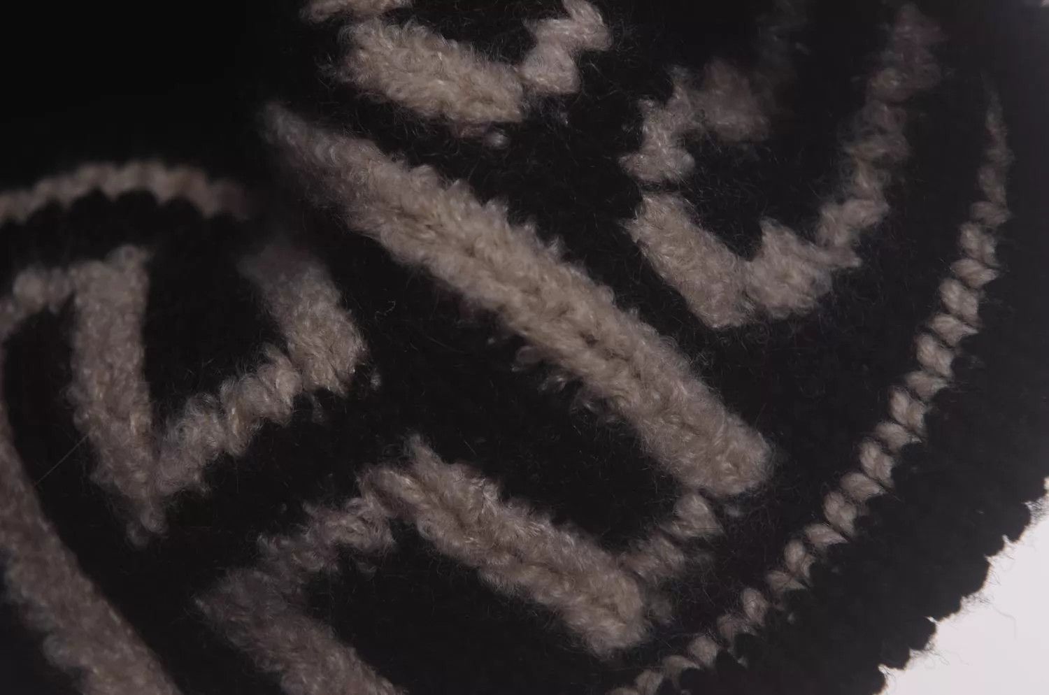 Chanel Chanel Knit Beanie Size ONE SIZE - 3 Thumbnail