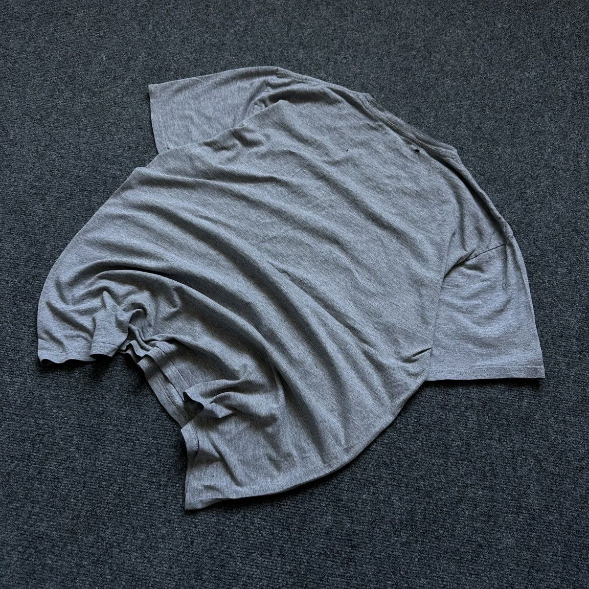 Stussy VTG Japanese Style Stussy Distressed T-shirts Big Logo L Size US L / EU 52-54 / 3 - 5 Thumbnail
