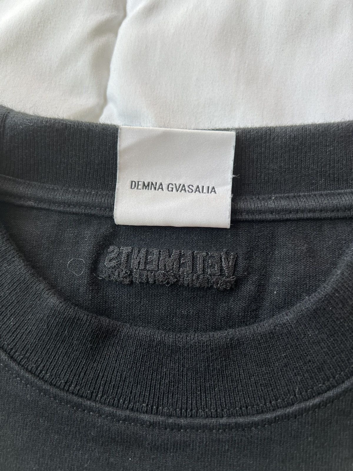 Vetements VETEMENTS Shirt Size US S / EU 44-46 / 1 - 5 Thumbnail