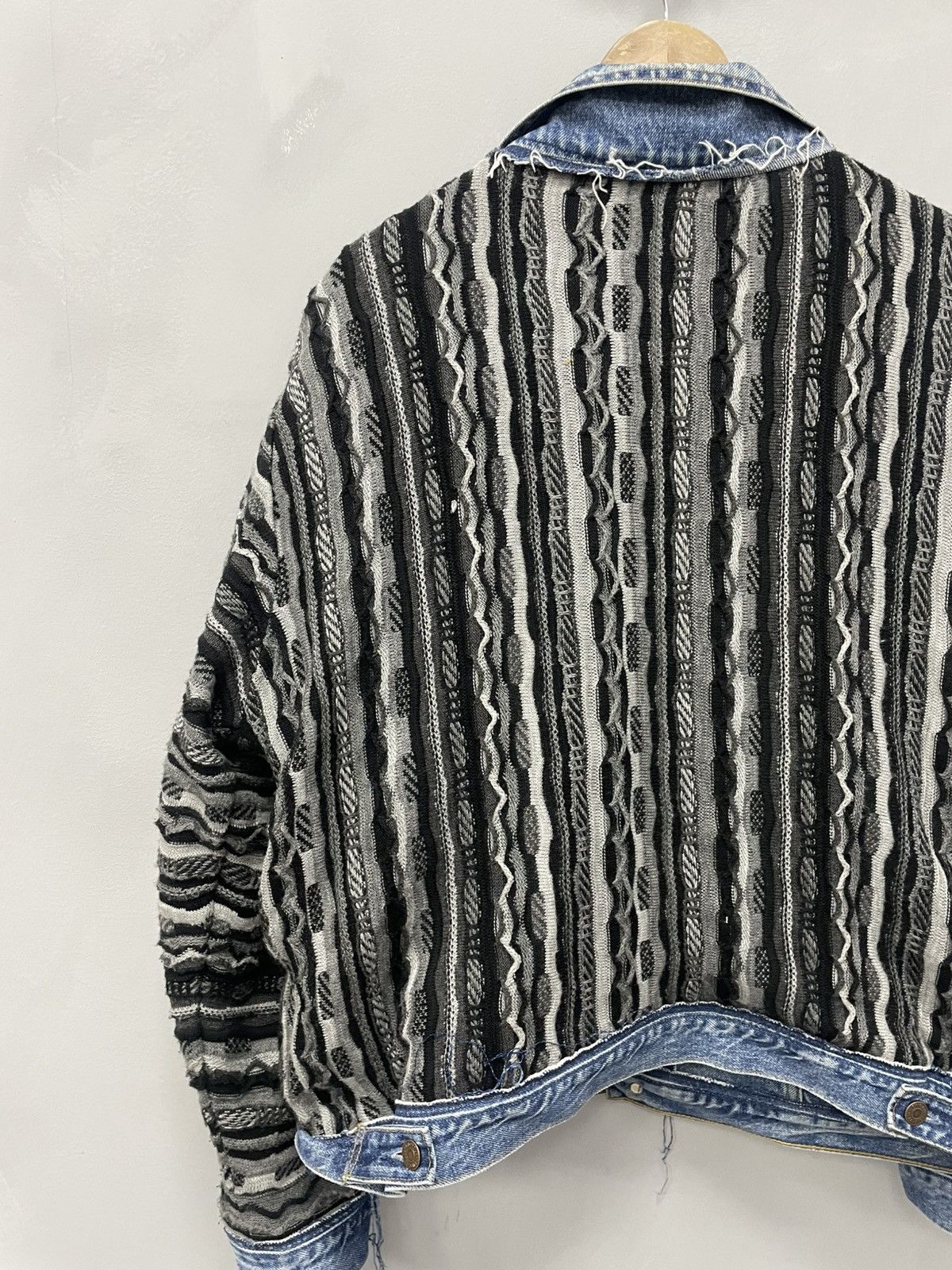 Coogi × Levi's Vintage Clothing RARE LEVIS 1of1 COOGI SWEATER REWORKED REVESIBLE JACKET Size US L / EU 52-54 / 3 - 9 Thumbnail