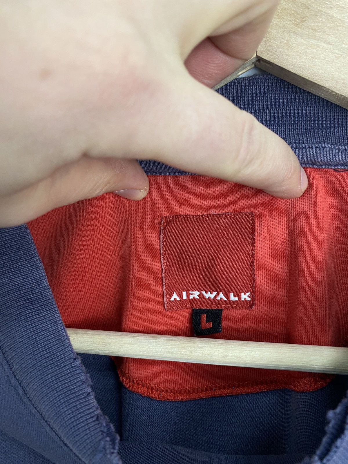 Airwalk 🇺🇸 Vintage 90s Airwalk Skateboard 1986 Y2K T-Shirt Rare Hype Size US L / EU 52-54 / 3 - 5 Thumbnail