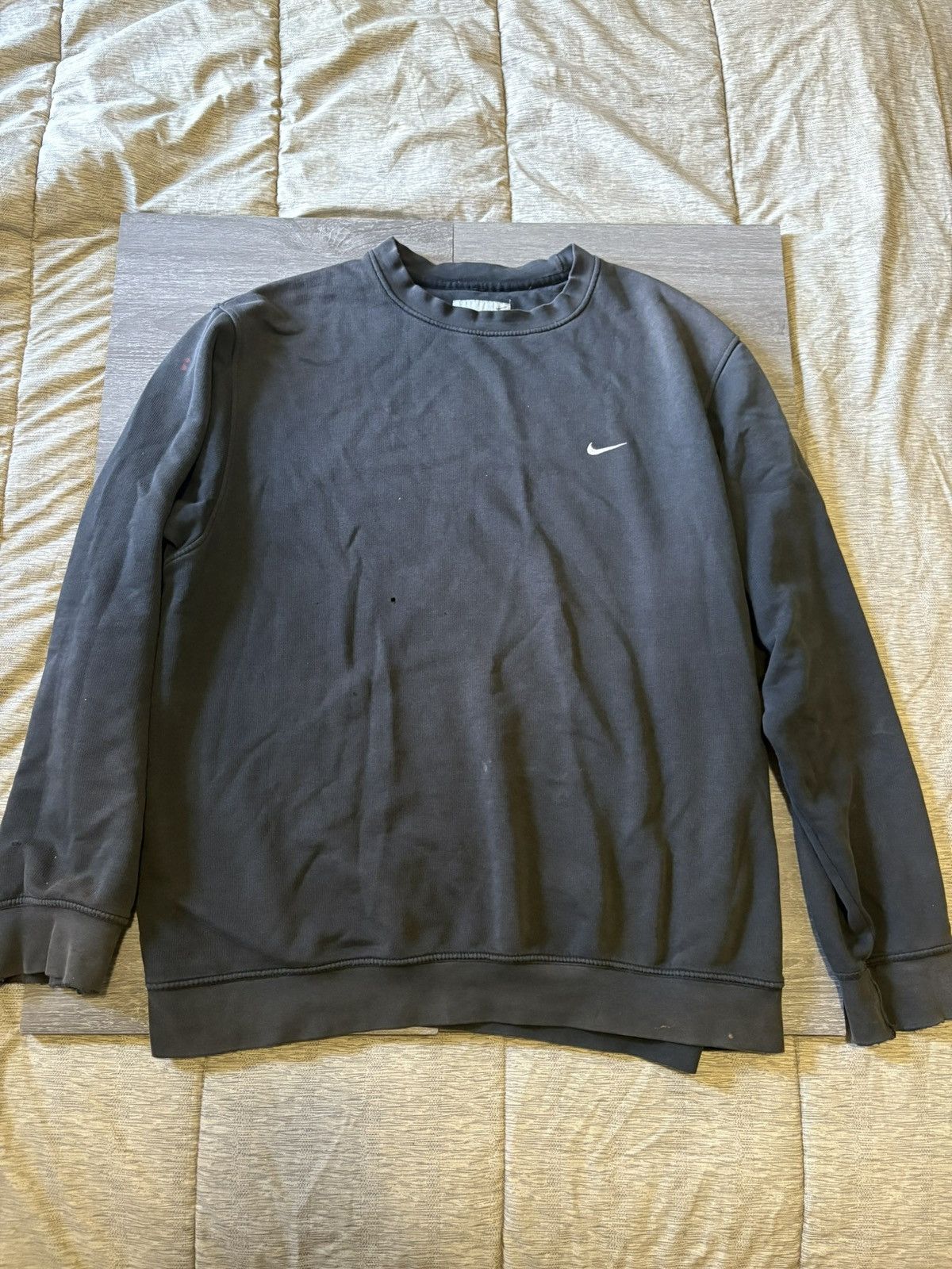 Nike vintage nike crewneck / size L - black Size US L / EU 52-54 / 3 - 2 Thumbnail