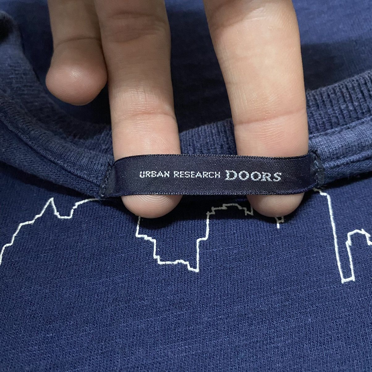 Japanese Brand × URBAN RESEARCH DOORS × Vintage Urban Research DOORS City T Shirt Size US M / EU 48-50 / 2 - 3 Thumbnail