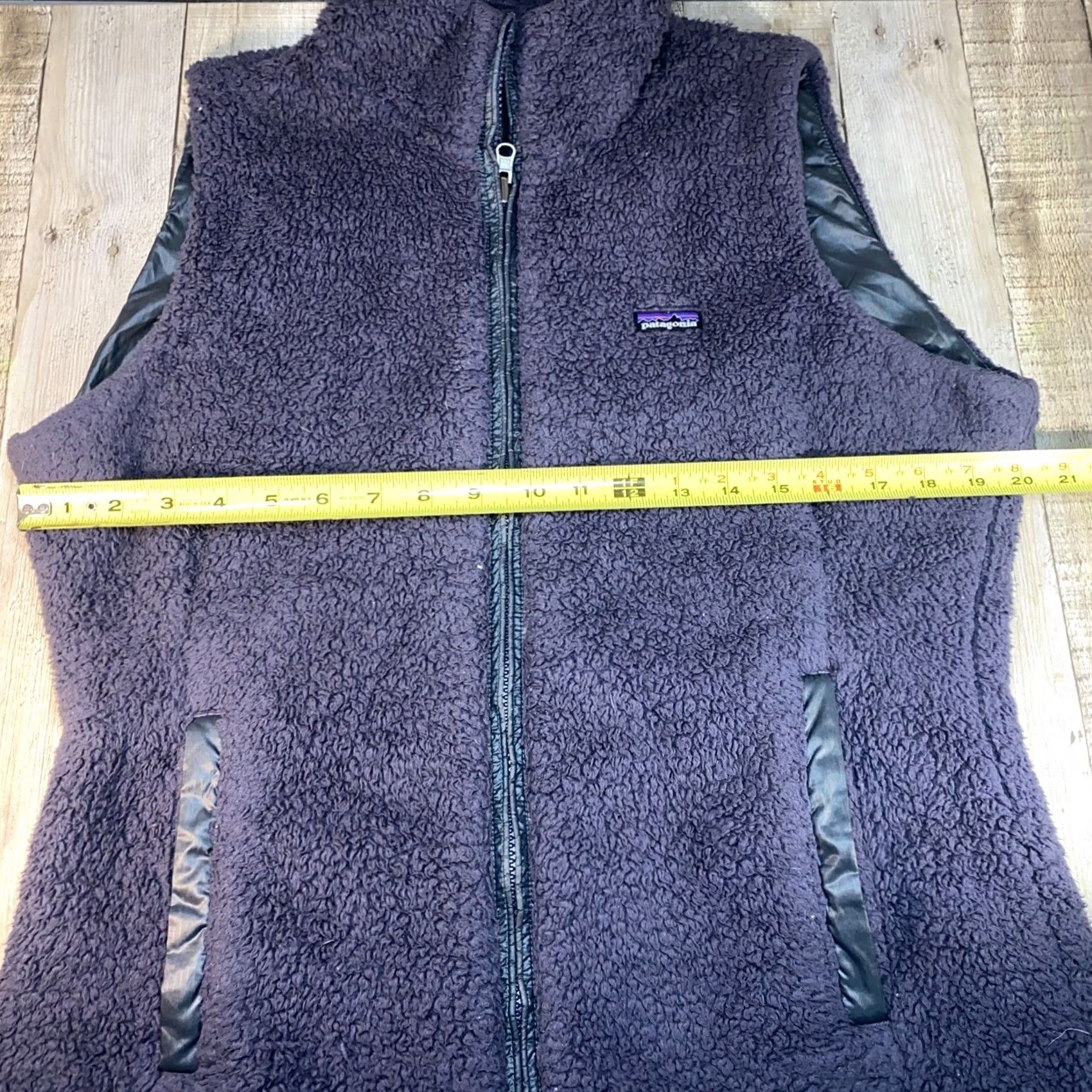 Patagonia Patagonia Los Lobos Reversible Fleece Vest Deep Pile Sz L Women Gray Reversible Vest Loss Lobos Fleece Vest Size L / US 10 / IT 46 - 4 Thumbnail