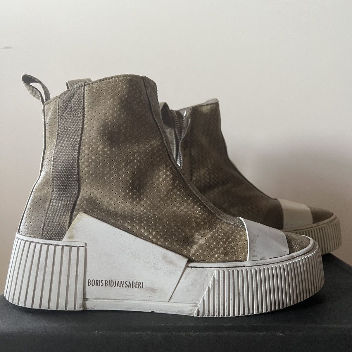 Boris Bidjan Saberi Oak Perforated AW23 Bamba 3.3 Side Zip Sneakers Size US 8 / EU 41 - 1 Thumbnail