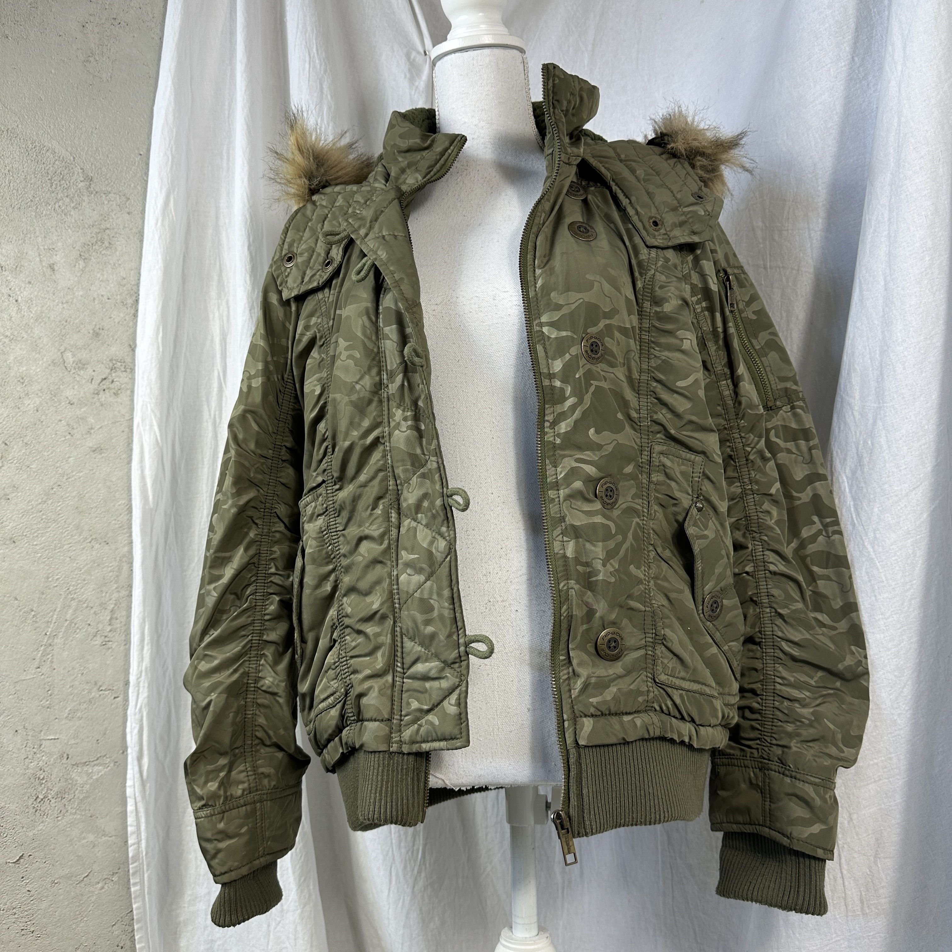 Vintage Vintage Y2K Bomber Camo Jacket Size M / US 6-8 / IT 42-44 - 5 Thumbnail