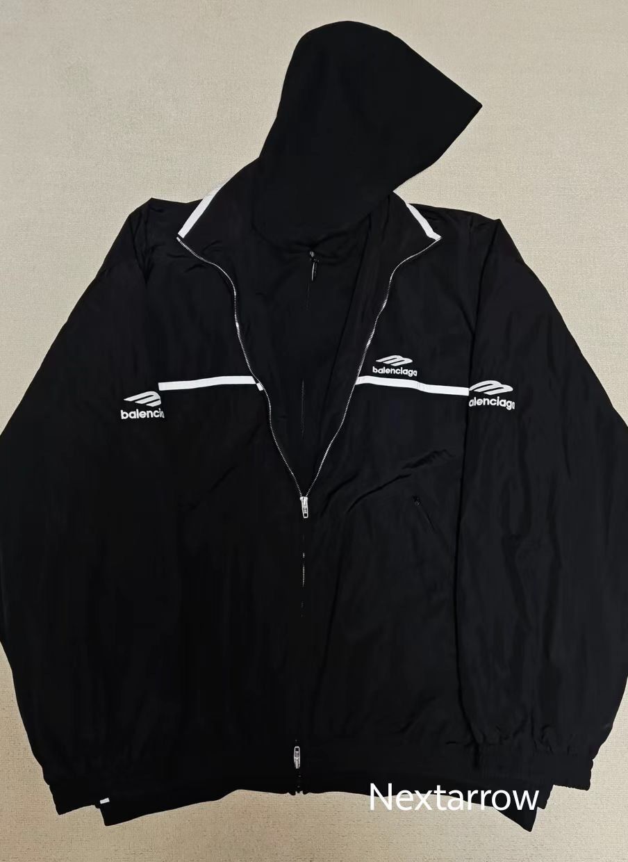 Balenciaga Balenciaga 24ss 2-in-1 Poplin 3 Bsports Zip H 2412-Nextarrow Size US XL / EU 56 / 4 - 1 Thumbnail