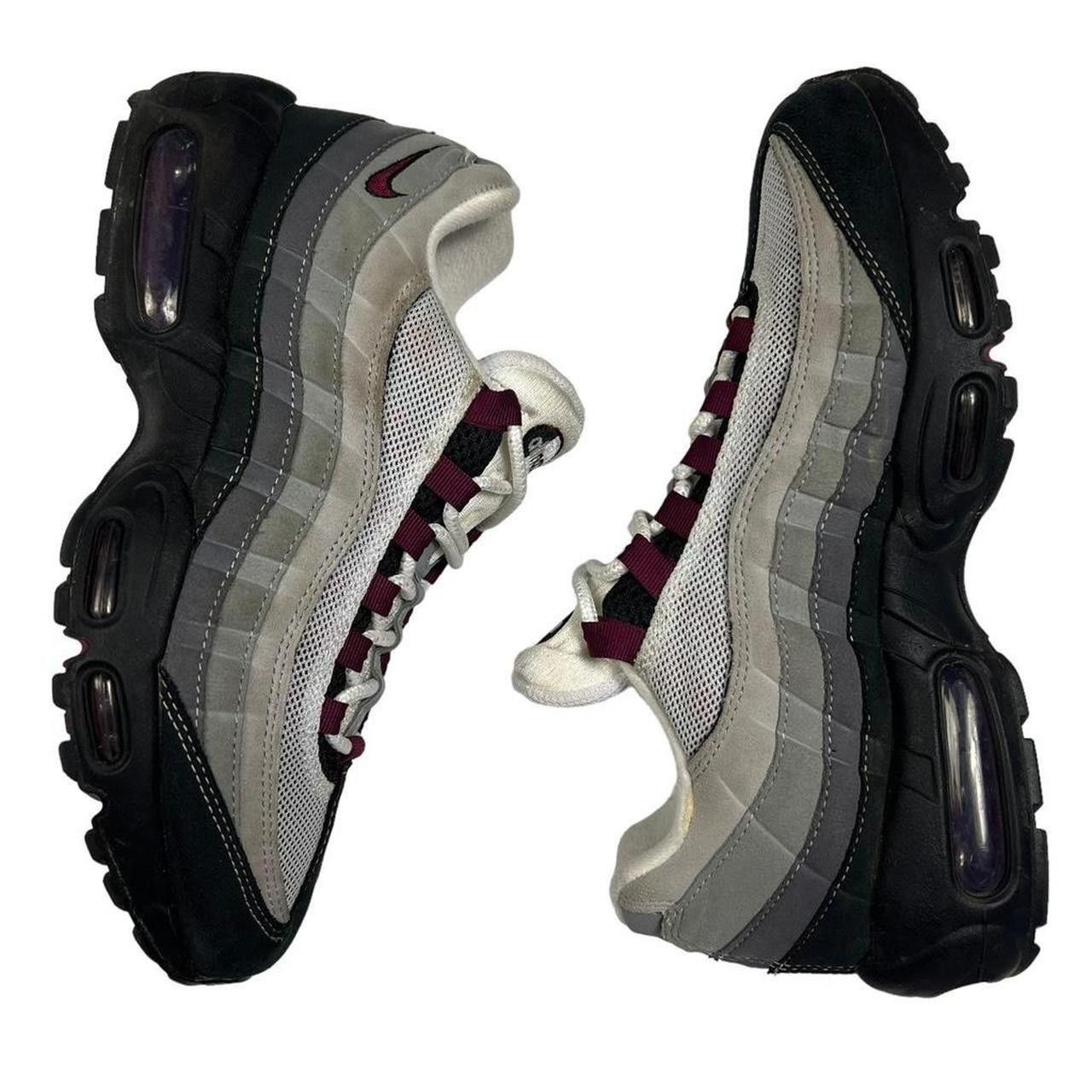 Nike Nike Air Max 95 Dark Beetroot Size US 7.5 / EU 40.5 / UK 6.5 Size US 7.5 / EU 40-41 - 3 Thumbnail