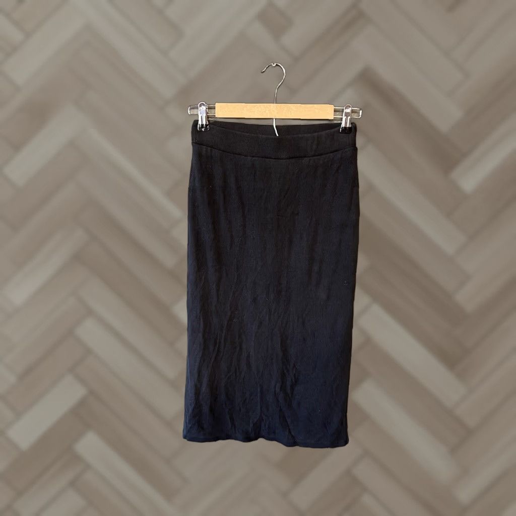 Marine Layer Marine Layer Skirt Women's Black Knit Maxi Long S Size Small Inseam 28 inches Size 28" / US 6 / IT 42 - 1 Thumbnail