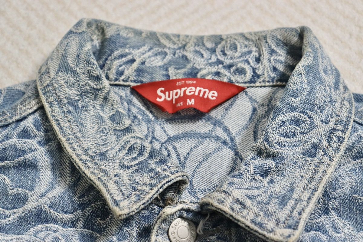 Supreme Supreme 22fw Script Jacquard Denim Jacket Size US M / EU 48-50 / 2 - 4 Thumbnail