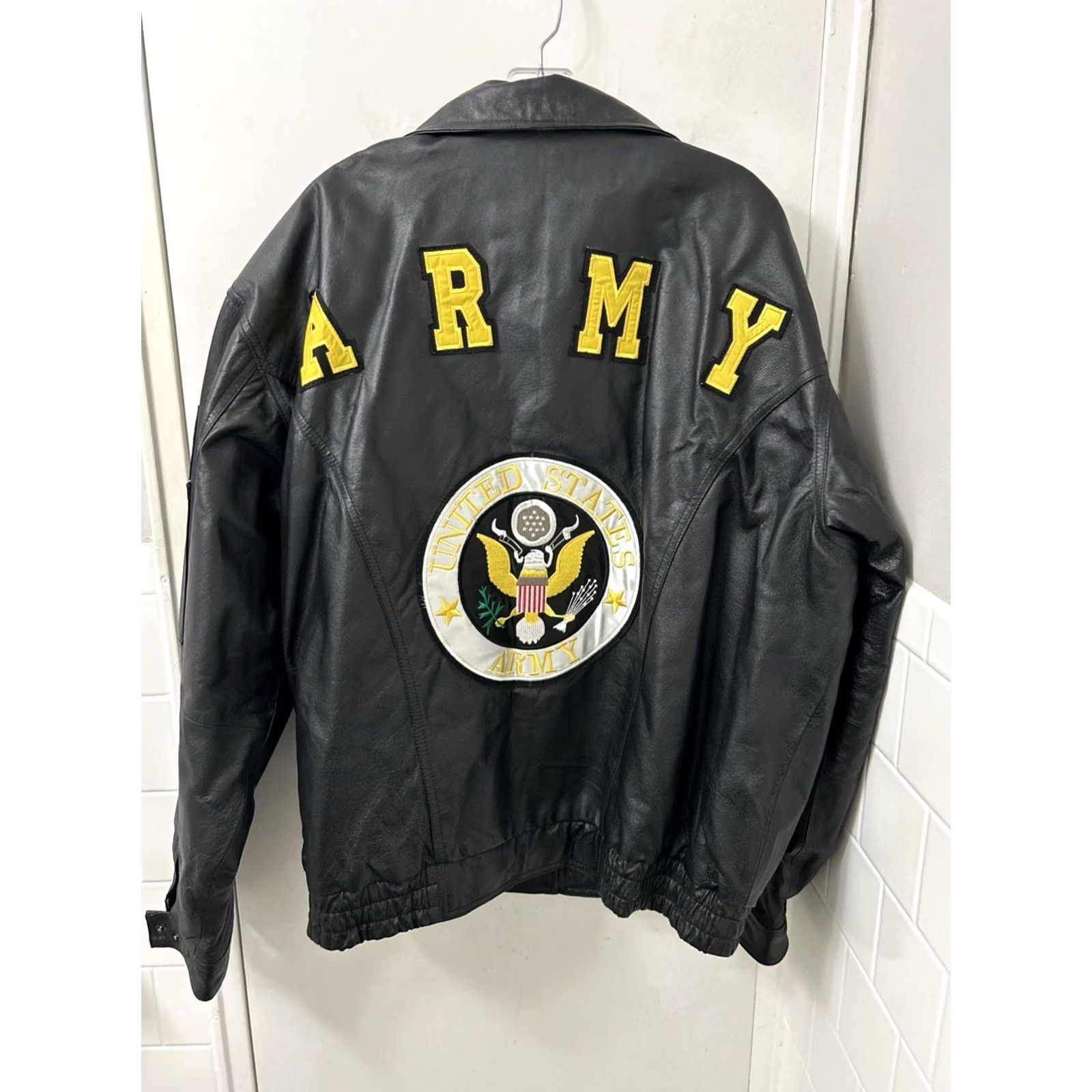 Vintage Leather USA Army Jacket Mens 3XL Black Bomber Jacket Military Lined Full Zip Pocket Patches Zipper Sweatshirt? Size US XXL / EU 58 / 5 - 6 Thumbnail