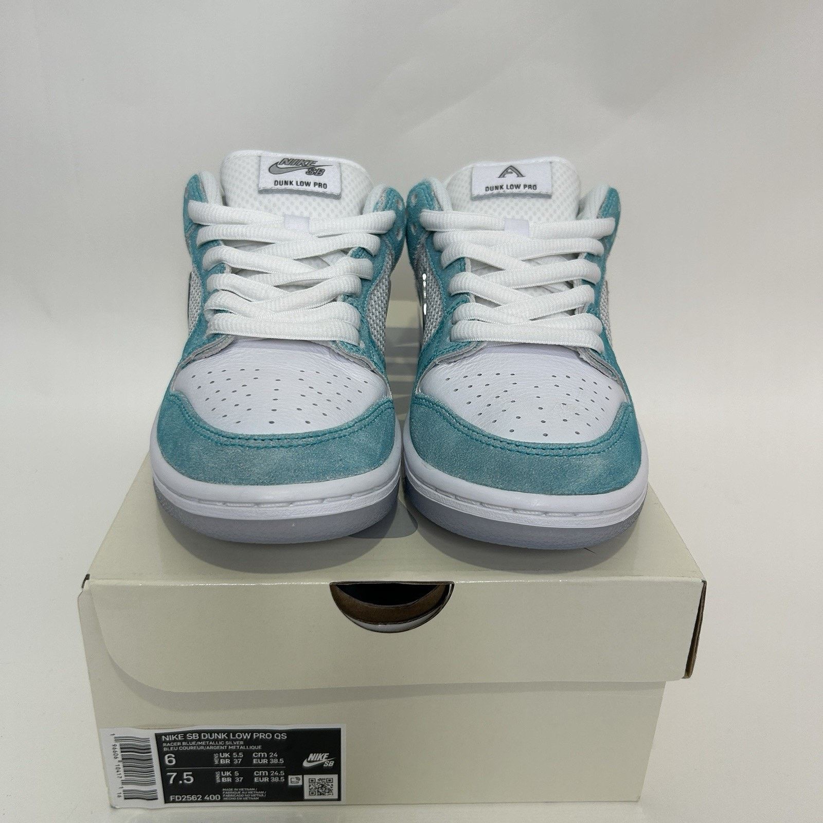 Nike Nike SB Dunk Low Pro QS X April Skateboards “Tiffany” Size US 7.5 / IT 37.5 - 2 Thumbnail