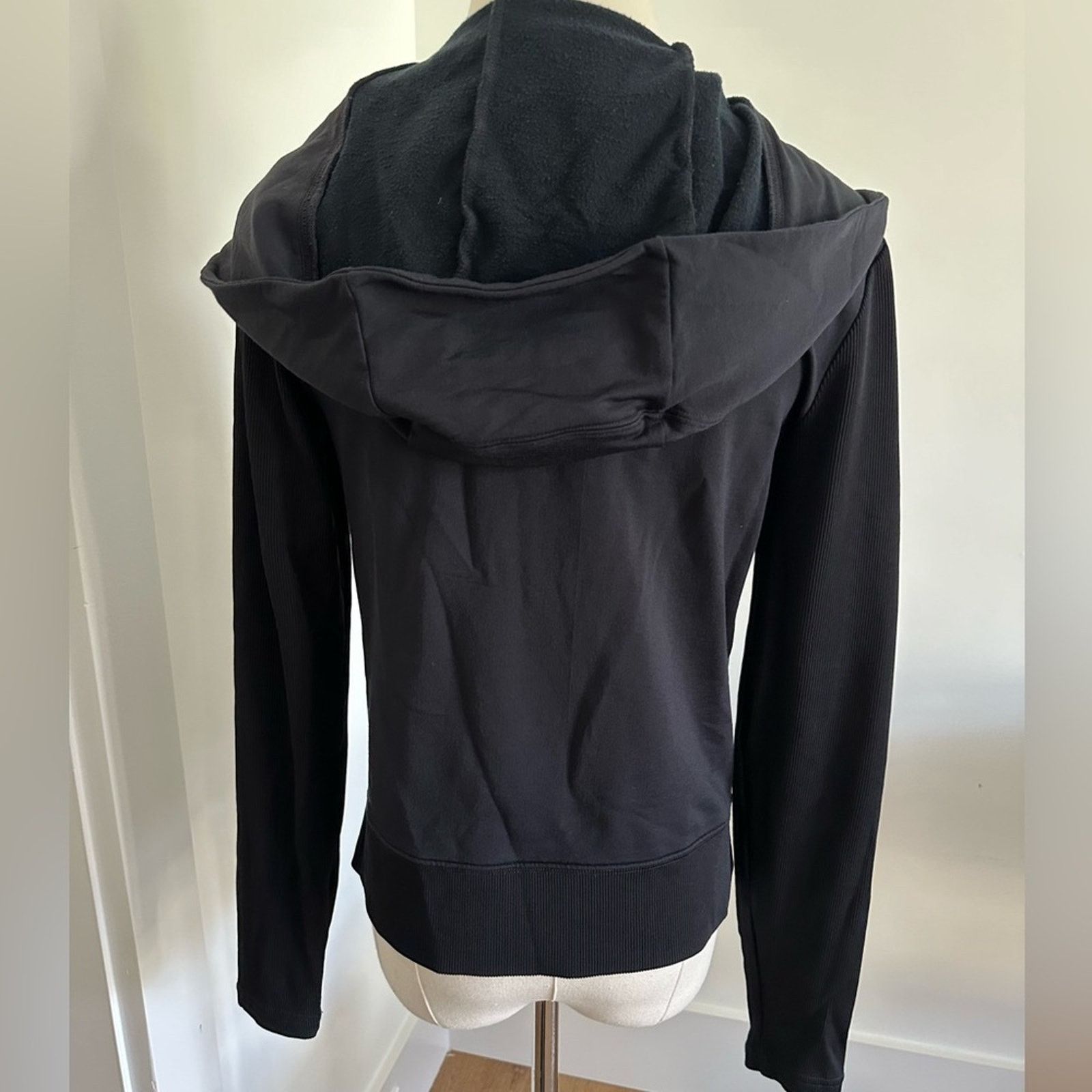 Athleta Athleta Asymmetrical Hooded Jacket - Black Small Size S / US 4 / IT 40 - 2 Thumbnail