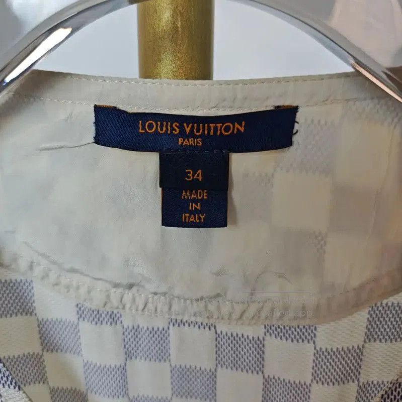 Louis Vuitton Louis Vuitton Summer Cream Silk Dress . Size XS / US 0-2 / IT 36-38 - 2 Thumbnail