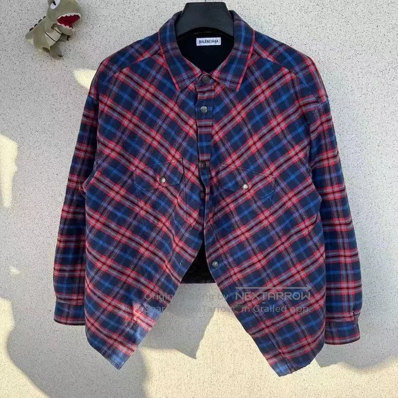 Balenciaga Balenciaga Oversized Plaid Cotton Jacket Size XS / US 0-2 / IT 36-38 - 1 Thumbnail