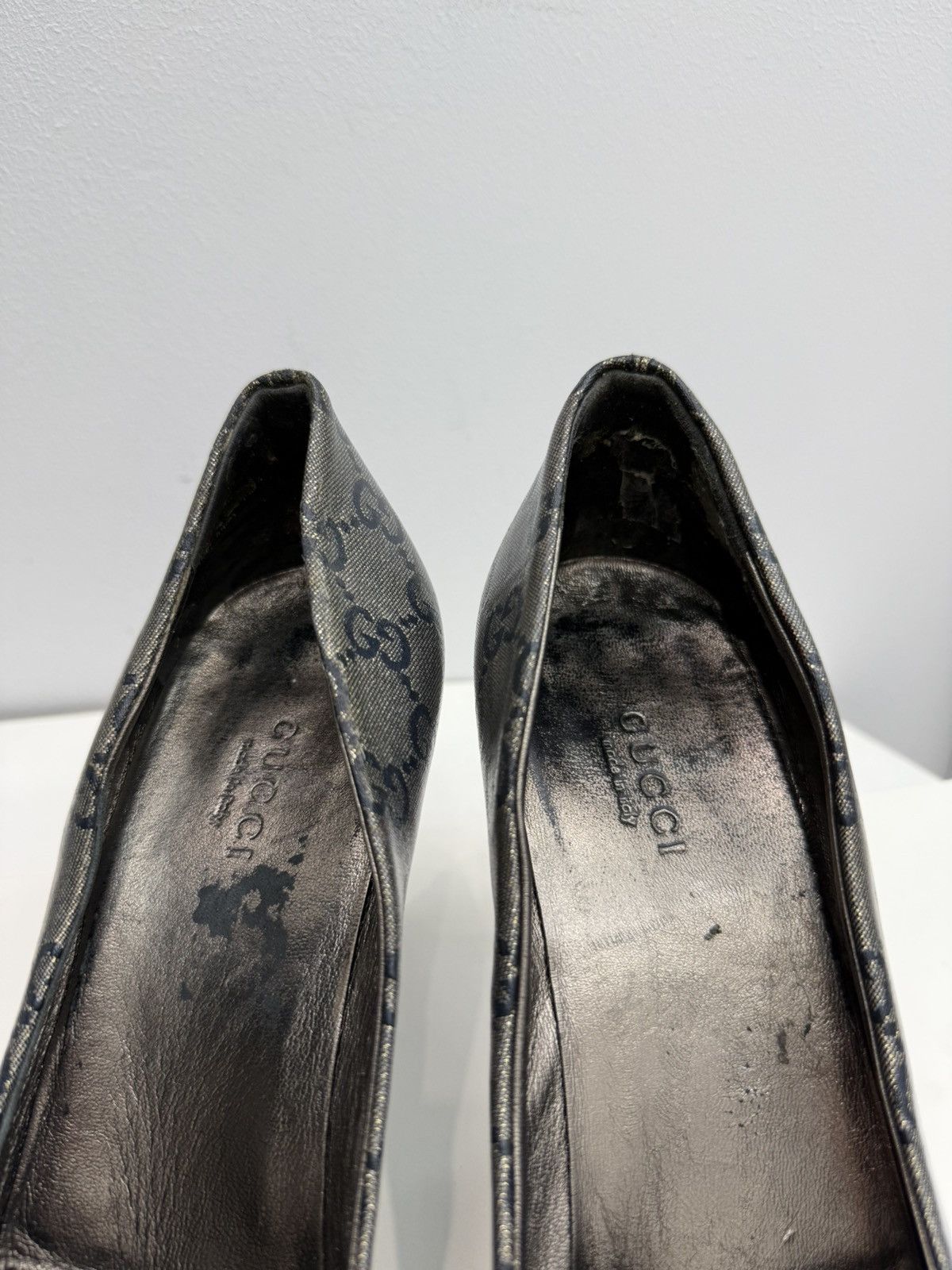 Gucci Gucci Monogram Gray Heels Size US 7.5 / IT 37.5 - 8 Thumbnail