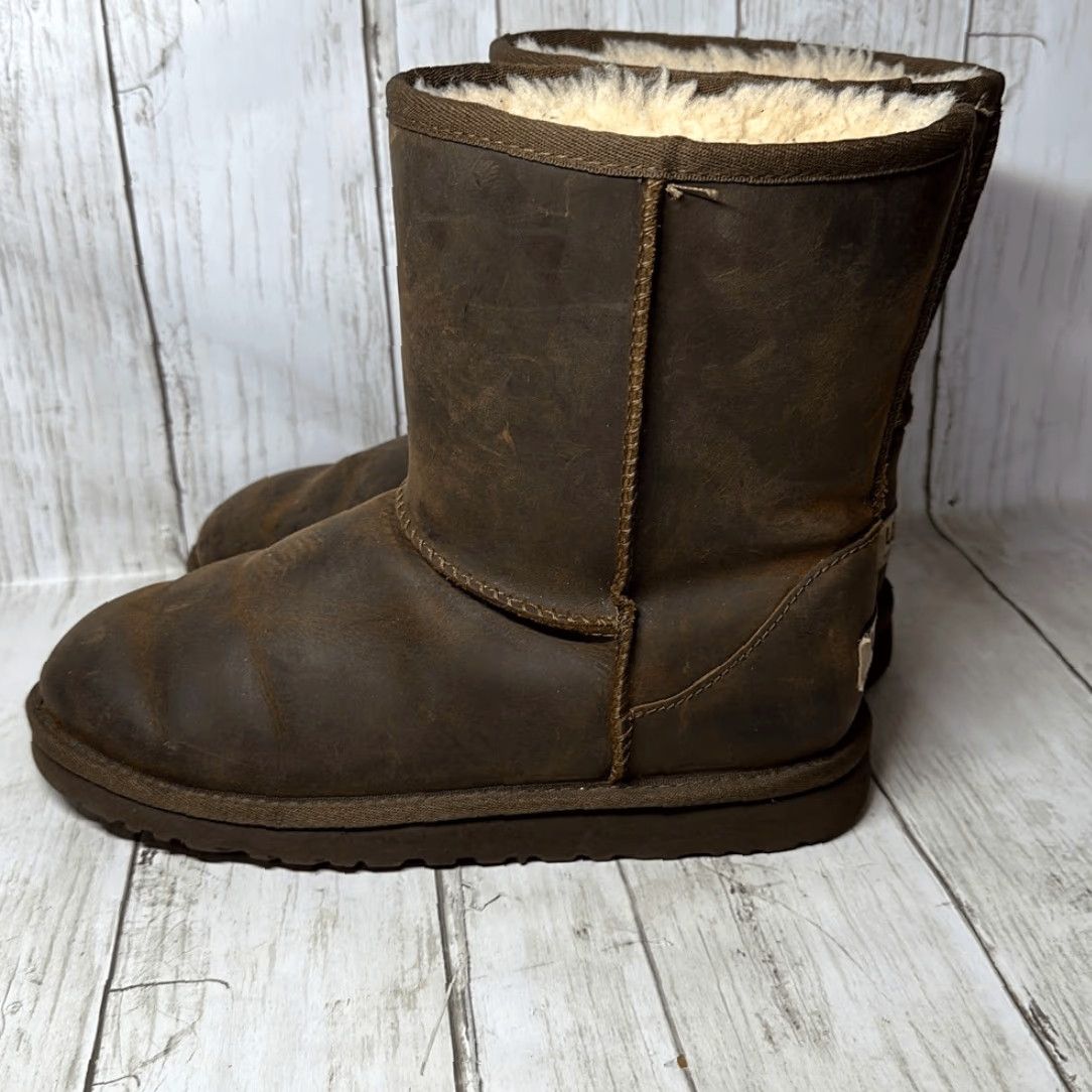 Ugg Ugg Short Dark Brown Leather Water Resistant Winter Boots size 5 Size 27" / US 4 / IT 40 - 6 Thumbnail