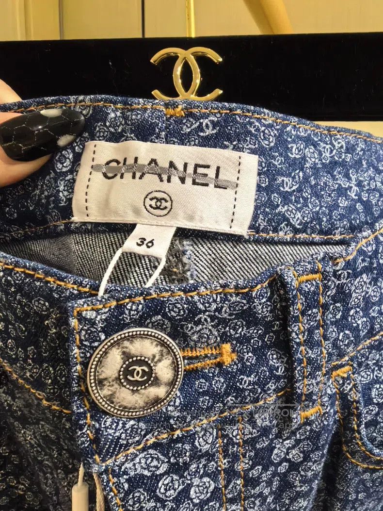 Chanel Chanel Camelia jeans full of logo Size 24" / US 00 / IT 34 - 5 Thumbnail