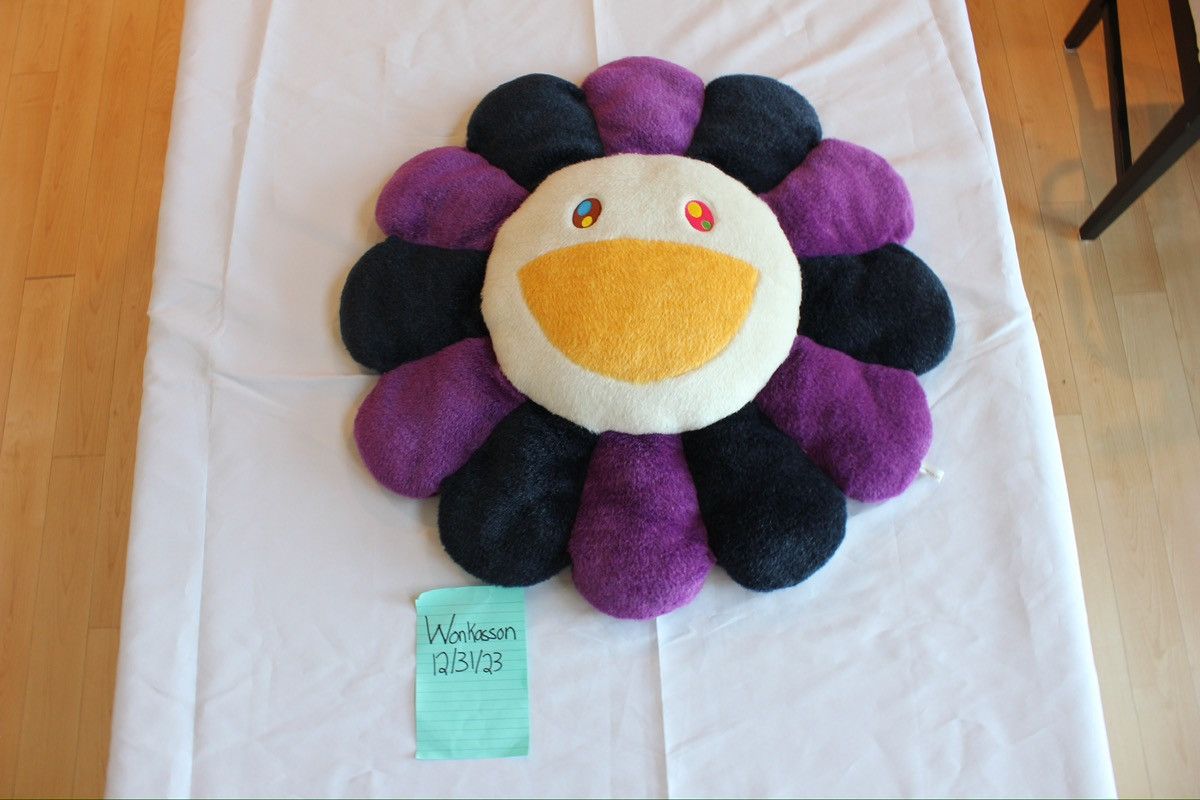 image of Takashi Murakami Purple/white/rainbow Murakami Pillow, Men's