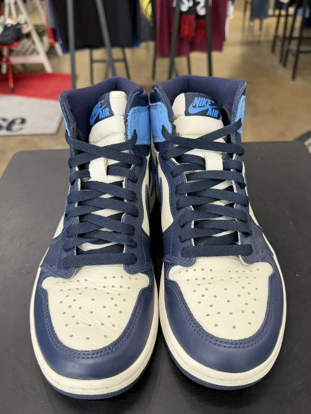 Jordan Brand Air Jordan 1 Obsidian Size 8 (2019) Size US 8 / EU 41 - 2 Thumbnail