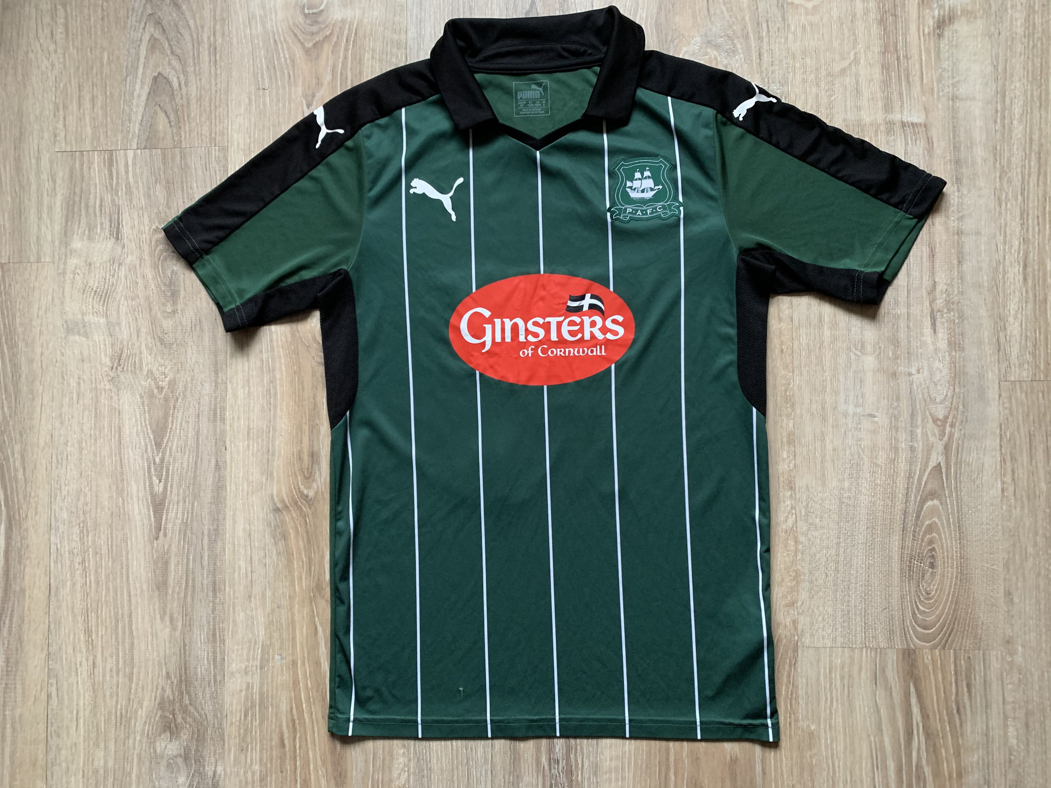 Puma Puma Plymouth Home Shirt #10 Carey Size US S / EU 44-46 / 1 - 1 Thumbnail