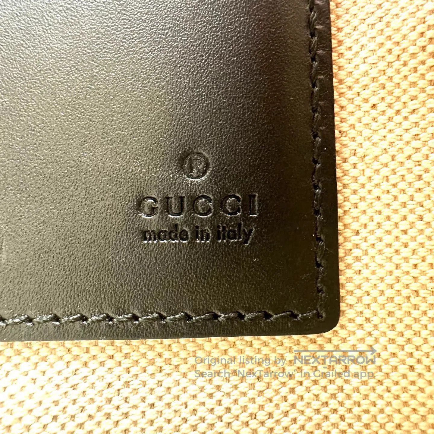 Gucci Beige Bee Print Clutch Pouch with Wrist Strap. Size ONE SIZE - 2 Thumbnail