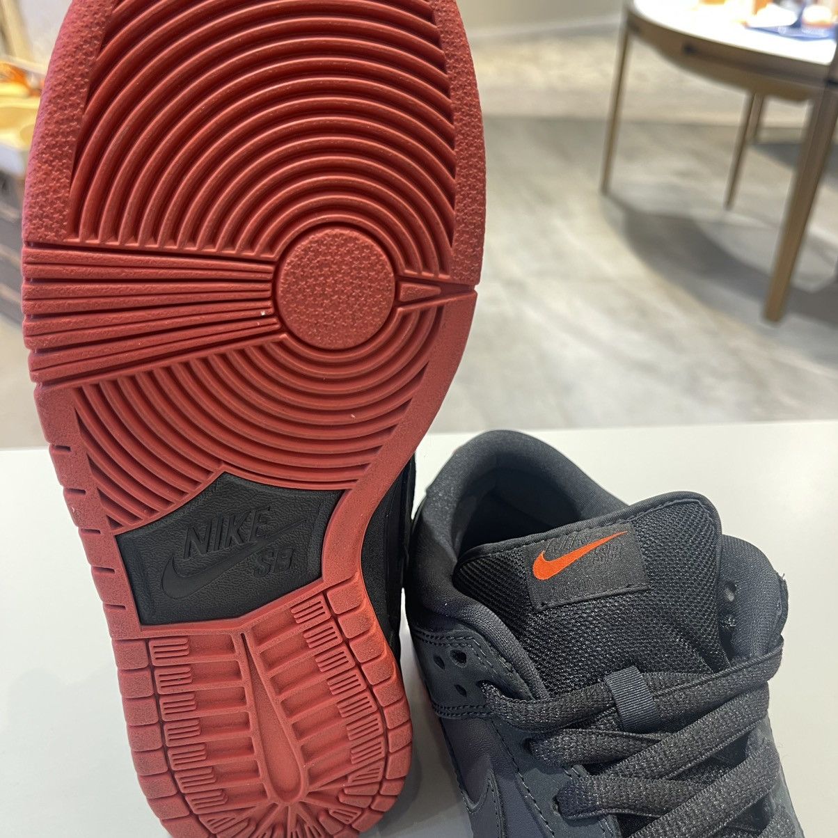 Nike Nike SB Dunk Low Black Pigeon Size US 8.5 / EU 41-42 - 14 Thumbnail