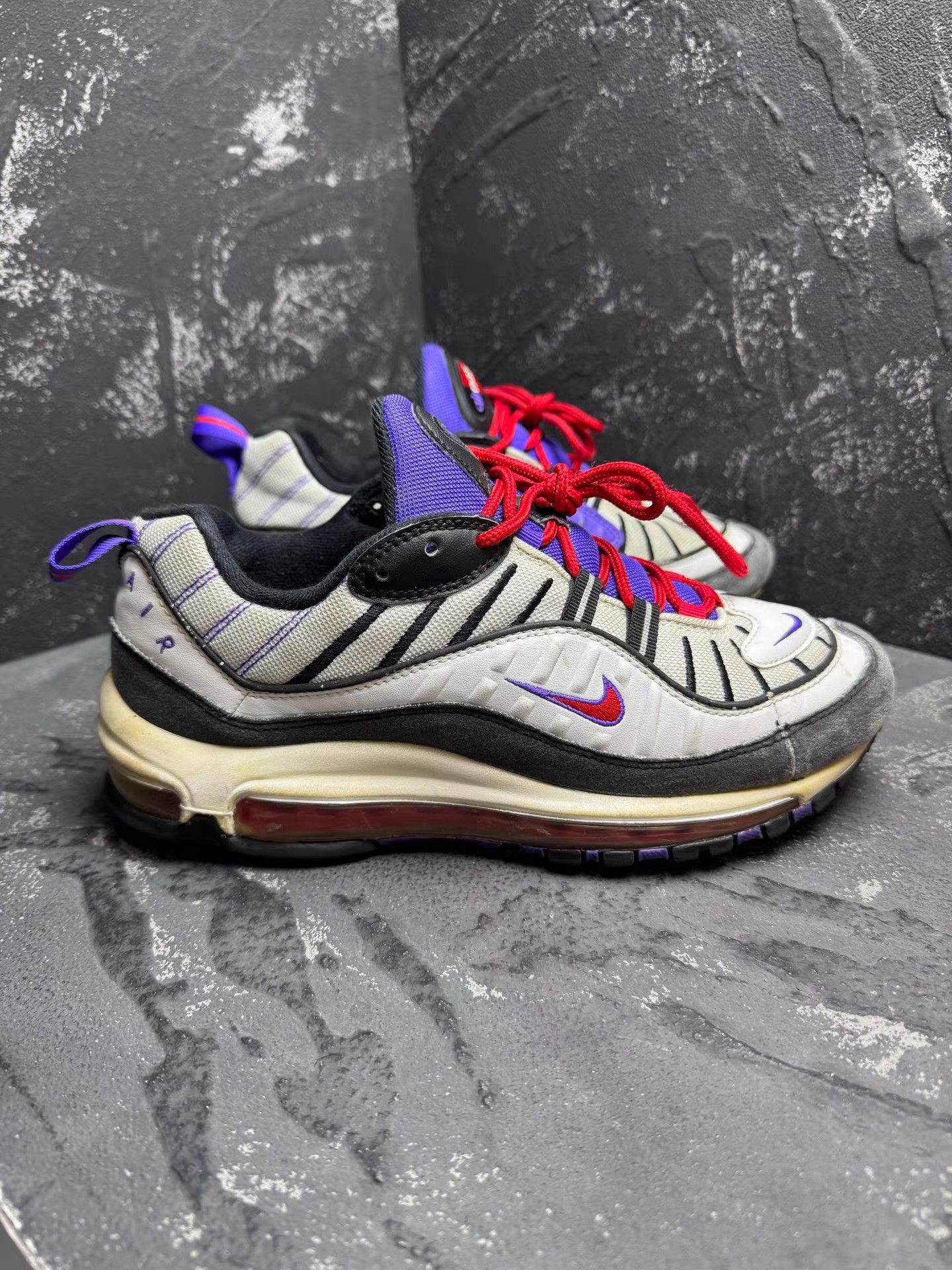 Nike Nike Air Max 98 Black & Purple Q10 Size US 8 / EU 41 - 5 Thumbnail