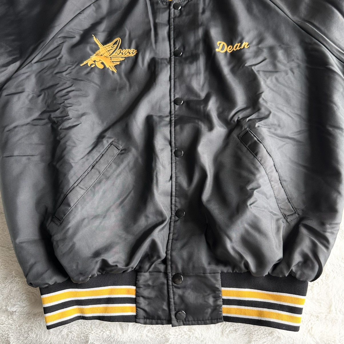 Other Vintage Iowa Satin Jacket Mens XL Black Hawkeyes Varsity Vtg Size US XL / EU 56 / 4 - 6 Thumbnail