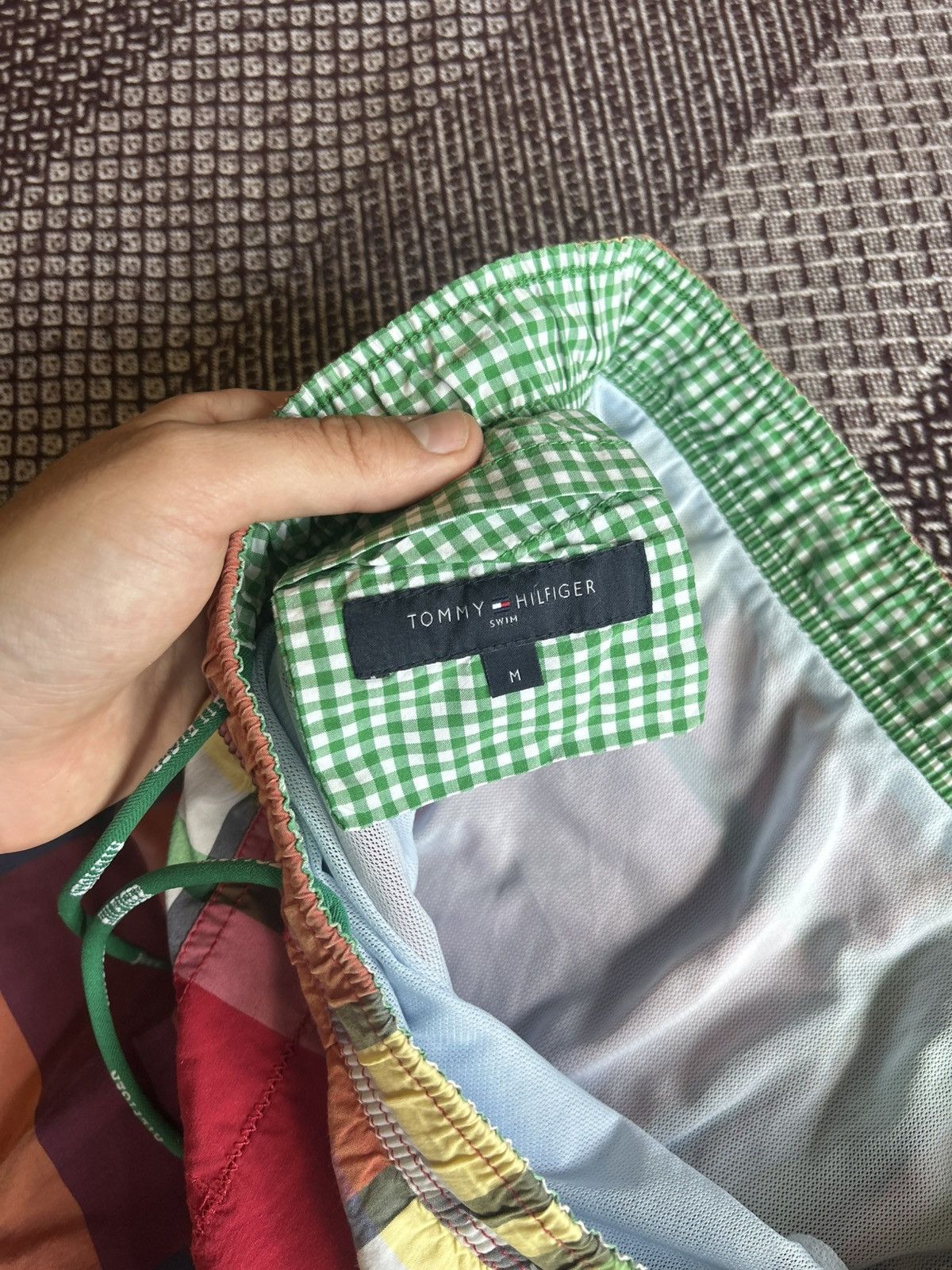 Tommy Hilfiger Vintage Tommy Hilfiger Swim Shorts Multicoloured Size M Size US 34 / EU 50 - 6 Thumbnail