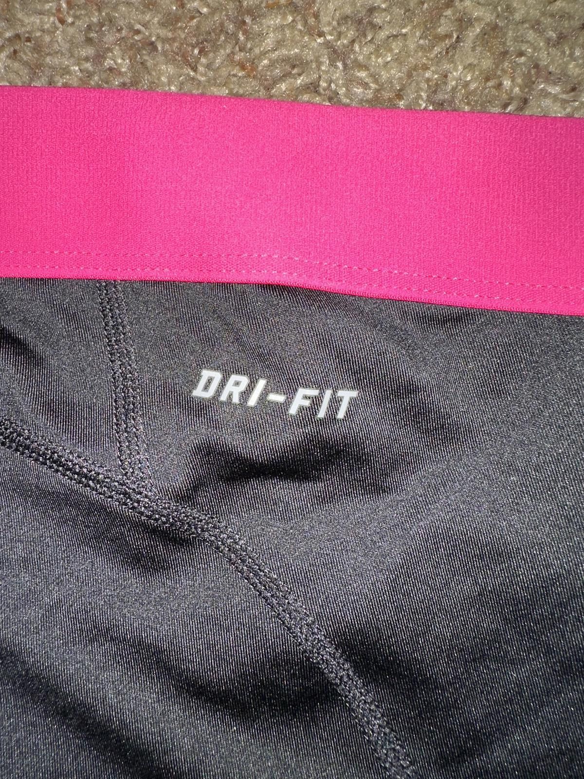 Nike Nike Women's Dri-Fit Pro 3 Big Dot Training Shorts Size 28" / US 6 / IT 42 - 5 Thumbnail
