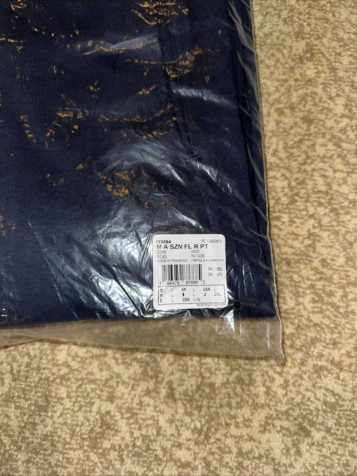 Adidas Man's Pants adidas All SZN Fleece Regular Tapered Pant Size US 32 / EU 48 - 4 Thumbnail