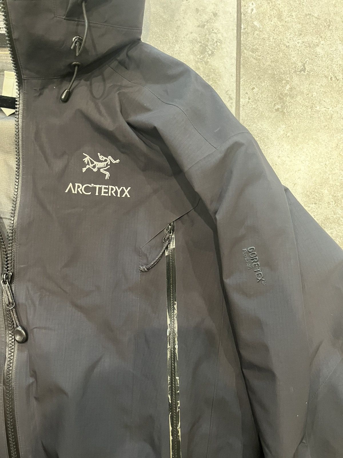 Arc'teryx Vintage Arcteryx Beta Ar Size US L / EU 52-54 / 3 - 4 Thumbnail