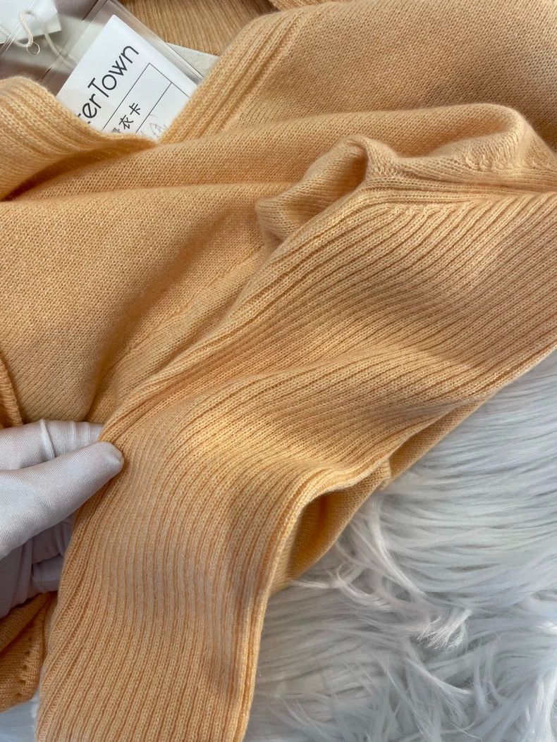 Loro Piana LORO PIANA Light orange cashmere sweater Size S / US 4 / IT 40 - 7 Thumbnail