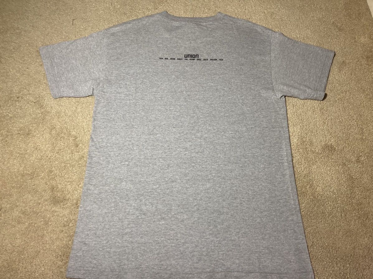 Supreme 1999 Union NYC Futura 10th Anniversary Soldier Army Red 90s Size US L / EU 52-54 / 3 - 6 Thumbnail