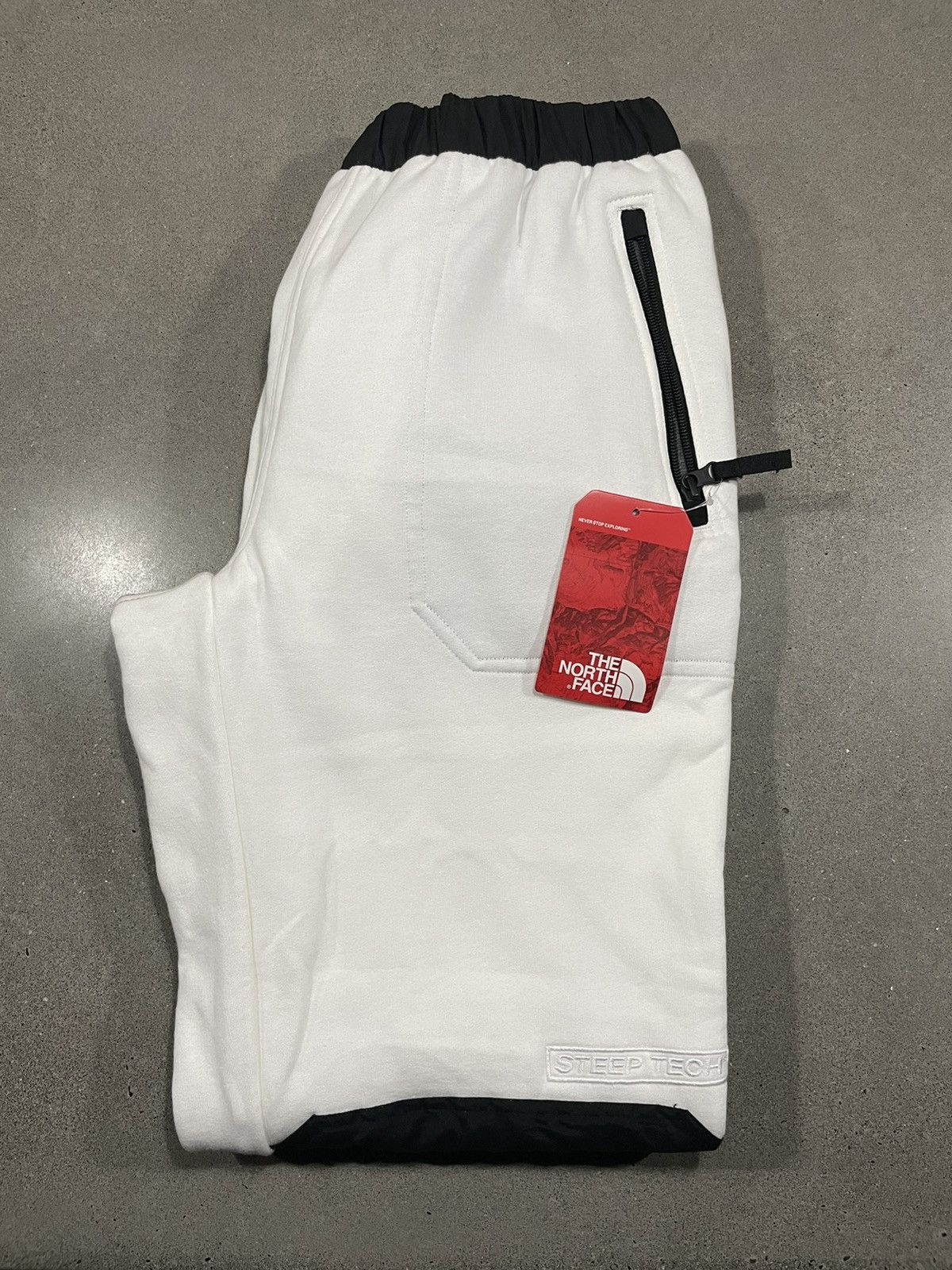 Supreme × The North Face RARE: S/S 2016 Supreme x TNF Steep Tech Joggers "White" Size US 32 / EU 48 - 3 Thumbnail