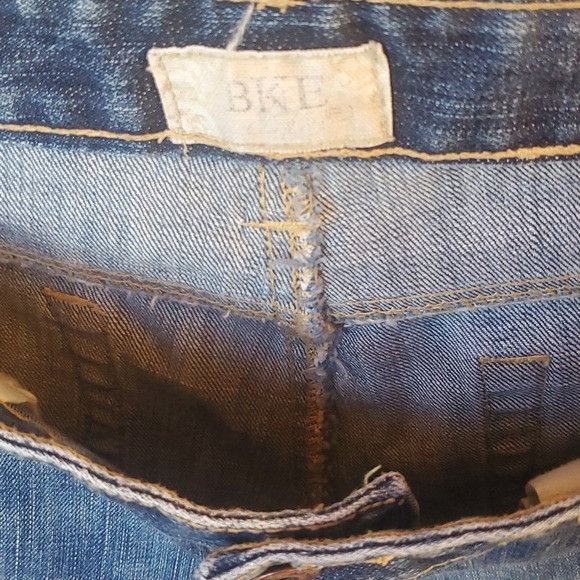 BKE BKE Elite Embroidered Sz. 33 x32.5 Flared Blue Jeans Size US 33 - 3 Thumbnail