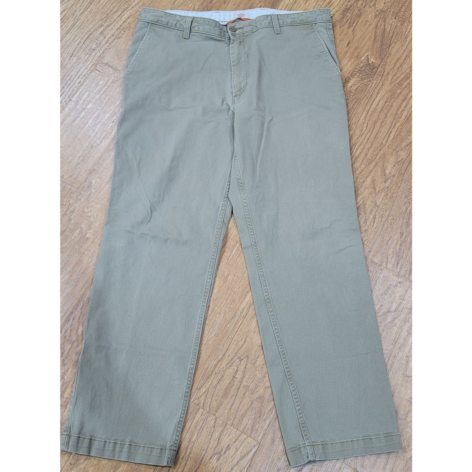 Dockers Dockers Beige Straight Leg Men's Dress Pants Size 36 X 30 Size US 36 / EU 52 - 1 Thumbnail