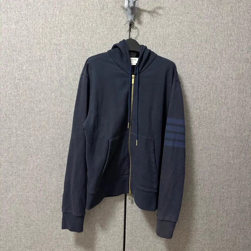 Thom Browne Thom Browne Men's Navy Logo Zip Hoodie 0089 Size US M / EU 48-50 / 2 - 1 Thumbnail
