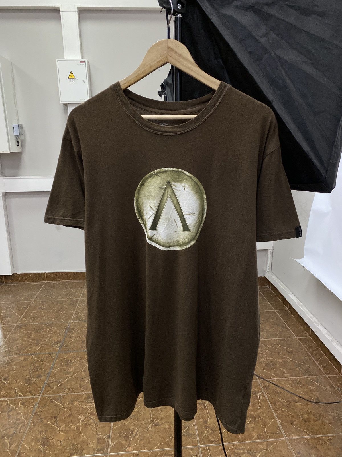 🇺🇸 Y2K Arc’teryx Outdoor Brown T-Shirt Rare Retro Hype