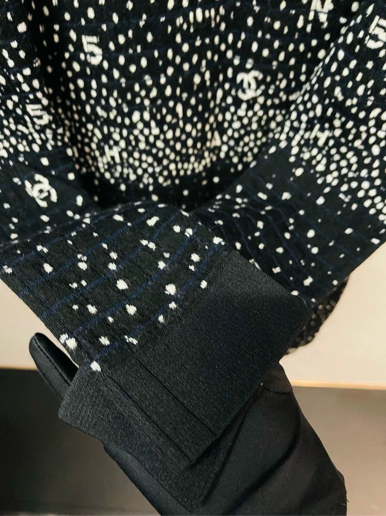 Chanel Chanel Black popular full-star cashmere elastic dress 2504- Size XS / US 0-2 / IT 36-38 - 7 Thumbnail